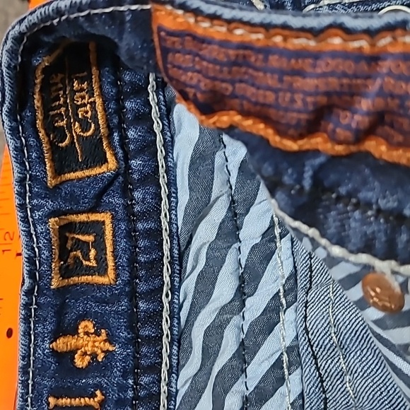 ROCK REVIVAL CELINE BLACK SEQUINS CAPRI DENIM JEAN - Picture 8 of 16